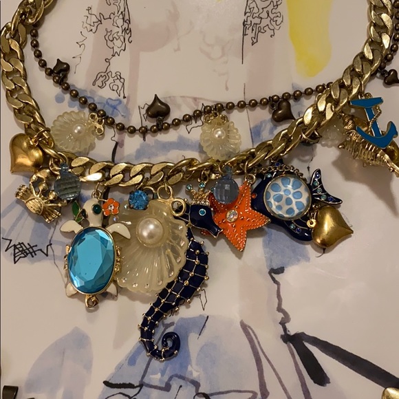 Rare Disney little mermaid Hersey johnson necklace - Picture 4 of 7